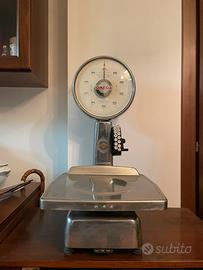 Bilancia Omega Vintage