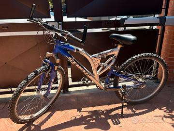 Bicicletta montain bike nuzzi stunt