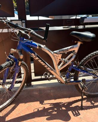 Bicicletta montain bike nuzzi stunt