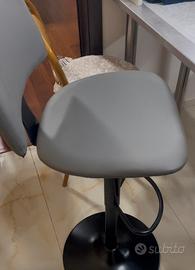 6 sgabelli regolabili in altezza