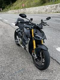 Streeetfiggter v4s
