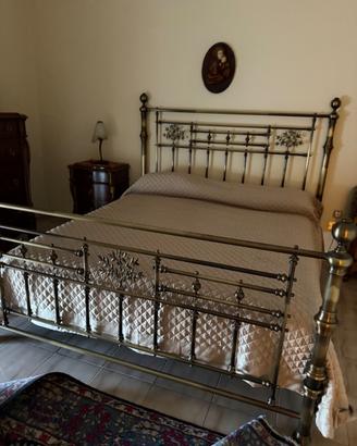 Letto in ottone