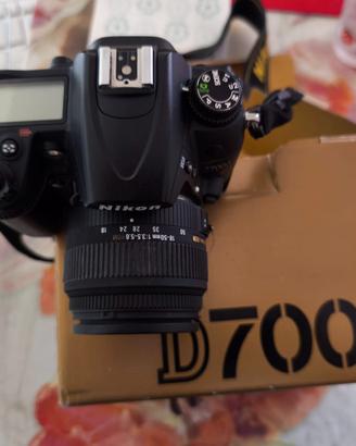 nikon d7000 completa con due obiettivi