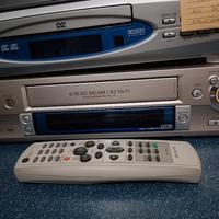 videoregistratore VHS aiwa