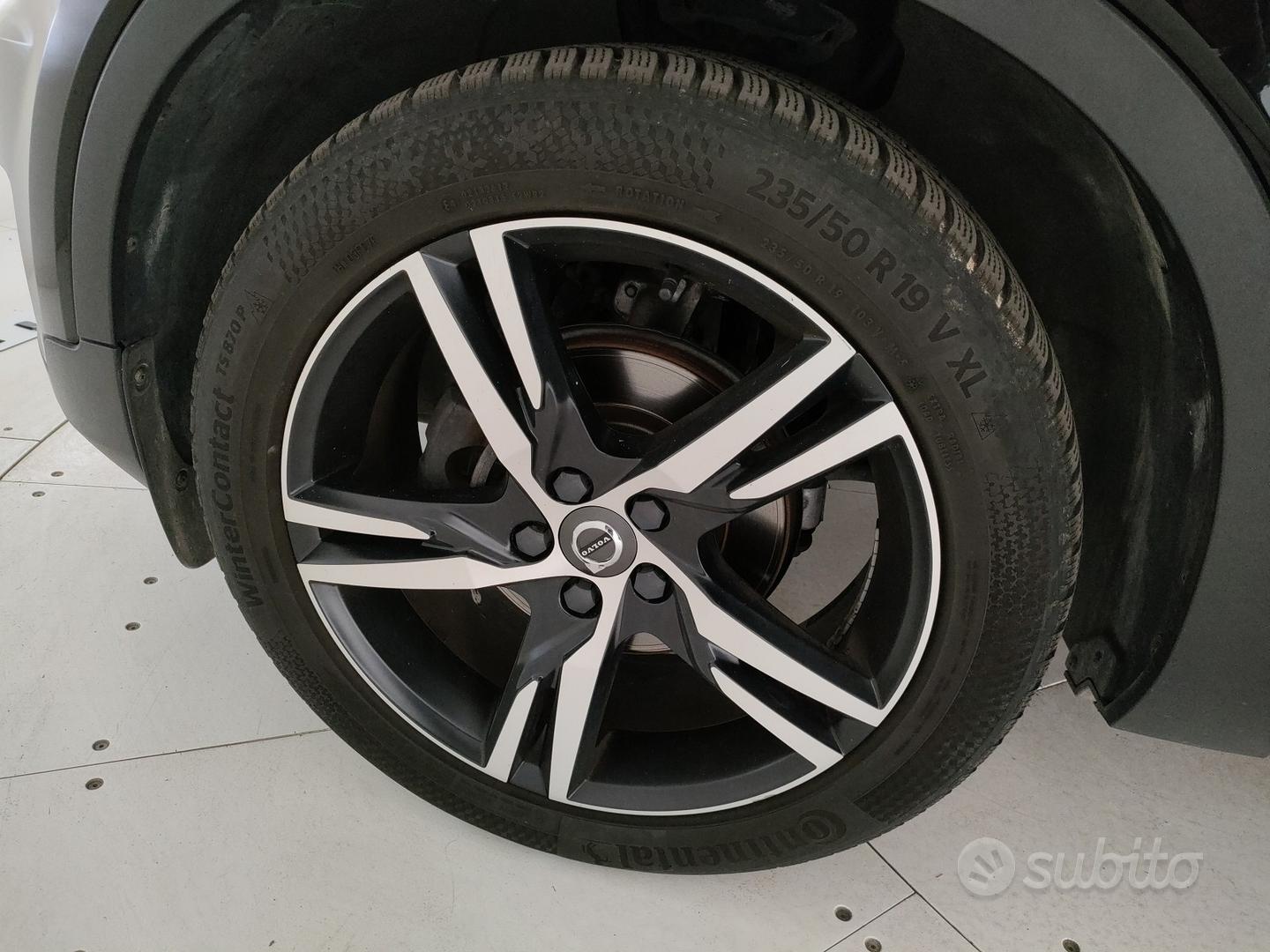 Volvo Xc40 2022 photo 5