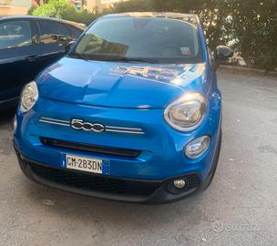 Fiat 500 X blu Italia