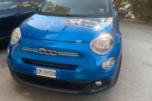 Fiat 500 X blu Italia