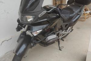 Honda Varadero 