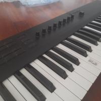 Komplete Kontrol A61 Tastiera MIDI
