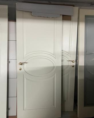 Porte interne in legno bianche di pregio