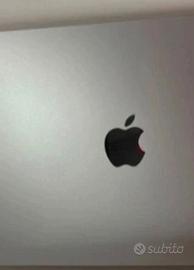 Apple MacBook Air 15.3"