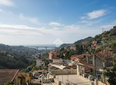 3 LOCALI A VALLEBONA
