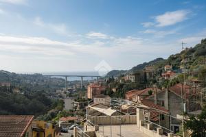 3 LOCALI A VALLEBONA