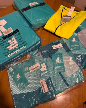 Kit Completo Deliveroo Taglia L UOMO NUOVO