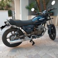 Moto Guzzi V35 ex PA