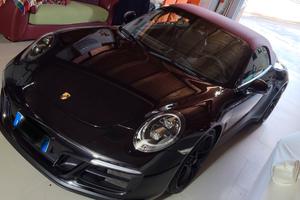 Porsche 991 Carrera 4 GTS 