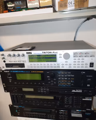 Expander Di Suoni musicali  Korg  Roland
