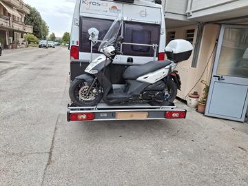 Portamoto per camper e scooter Kymco 125