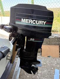 Motore Mercury 20cv 2 tempi appena rimessato