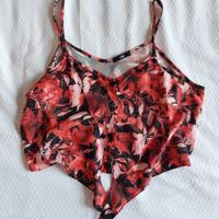 top con fantasia rosso e nero