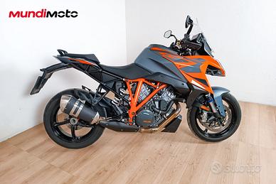 KTM 1290 SUPER DUKE GT - 2023