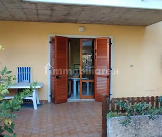 Bilocale Torri del Benaco centro paese vicino lago