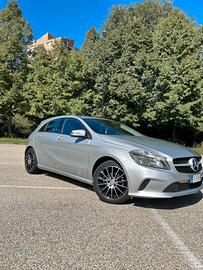 Mercedes-Benz A  160