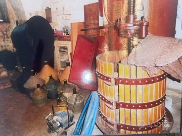 Attrezzatura per fare il mosto