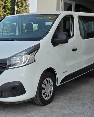 Renault Trafic Passenger T29 1.6 dci 125cv L1H1 In