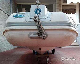 Gommone 3.2 metri con motore