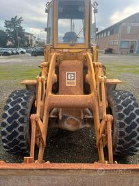 PALA GOMMATA CATERPILLAR 920