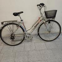 bicicletta da donna telaio in alluminio 