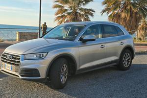 Audi Q5 2.0 Tdi 170 cv