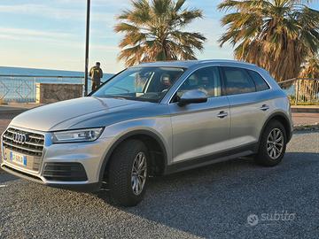 Audi Q5 2.0 Tdi 170 cv
