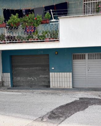 Garage + Magazzino Ristrutturati