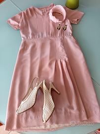 vestito vintage con accessori inclusi 