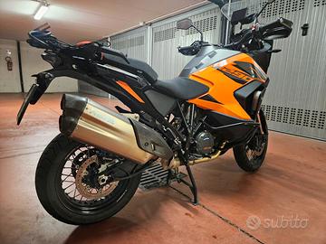 KTM 1290 S ADV S - MY21 ruote a raggi e Akrapovic