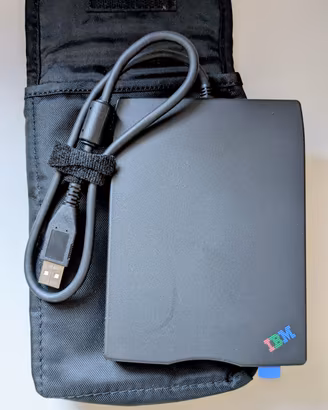 Lettore Floppy Disk IBM USB 3.5 FD-05PUB  Custodia