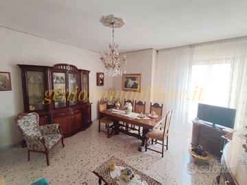 VA278 App. tripli affacci mq 120