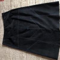 Gonna lunga in pelle scamosciata