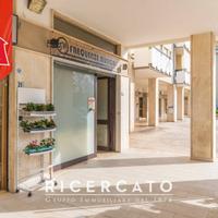 Locale commerciale zona Salesiani