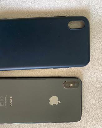 iPhone X