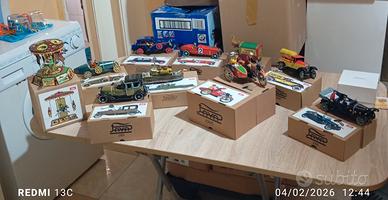 lotto giocattoli di latta 