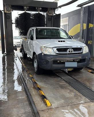Toyota Hilux D-4D 2.5TD pickup