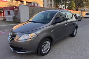 LANCIA Ypsilon 1.2 BENZINA EURO 6 !!!