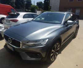 Volvo V60 Cross Country 2.0 d4 Pro Geartronic AWD 