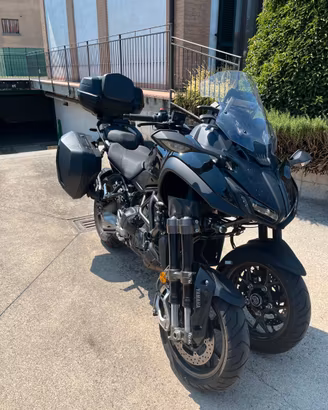 Yamaha Niken GT