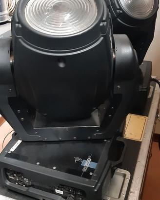 4 Testa mobile Robe Colorwash 250AT