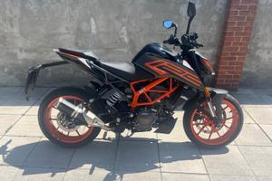 KTM Duke 125 2022