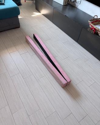Trave Rosa ginnastica artistica